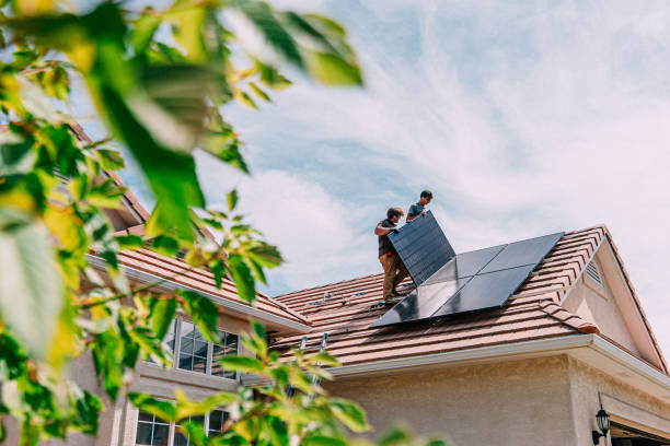 Best Roof Maintenance Services  in Gillett, WI